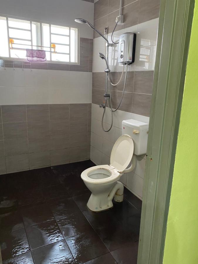 טאיפינג Makmur Homestay מראה חיצוני תמונה